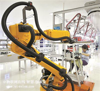 智能服裝嶄露頭角 “寧波裝”打響智造攻堅戰 